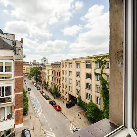 Z 2 Sypialniami I Oddzielna Kuchnia W Centrum Wroclawia Na 4 Pietrze By Renters 아파트 브로츠와프